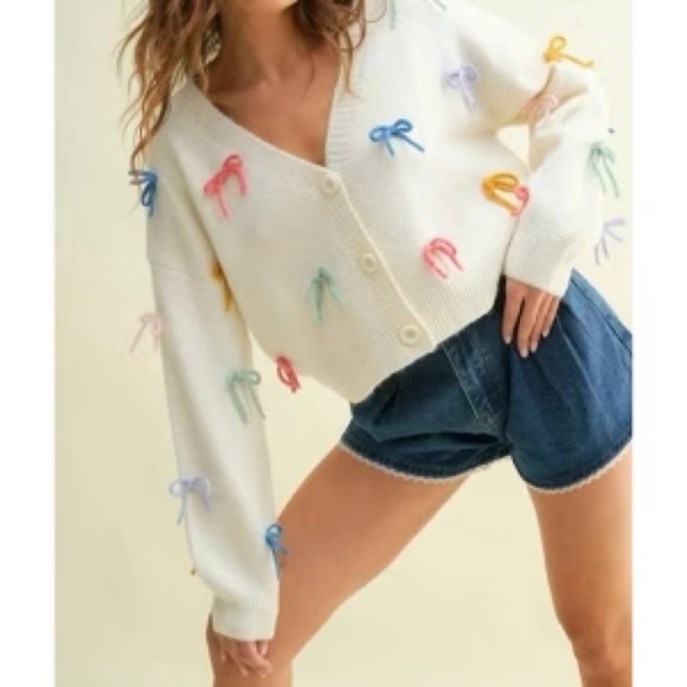 Bow ties sweater